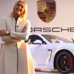 Ô tô - Xe máy - Maria Sharapova được tặng xe Porsche Panamera