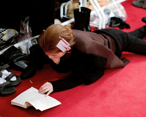 Khi chân dài nhưng óc không ngắn! - 9