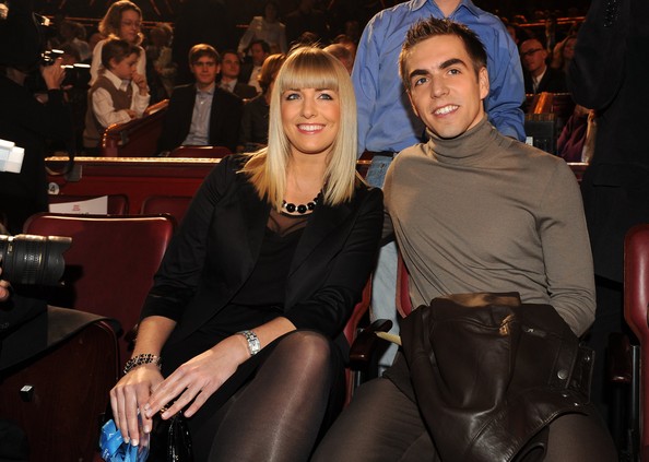 15 minh tinh hút hồn cầu thủ đào hoa - 2