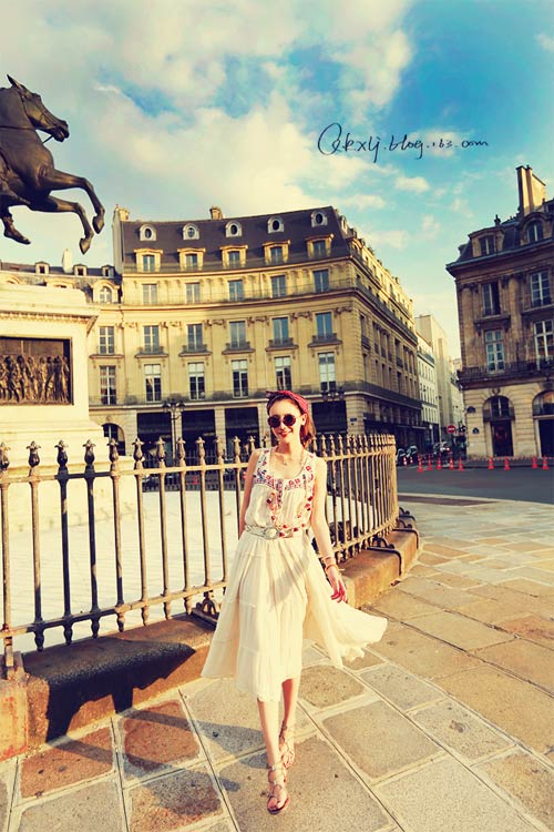 Cặp sinh đôi 31 tuổi mặc đẹp nhất Trung Quốc - 7