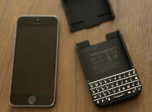 Bộ "áo" giúp iPhone có bàn phím cứng như... BlackBerry - 2