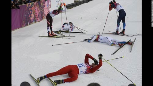 Những cú ngã đau tại Olympic Sochi - 13