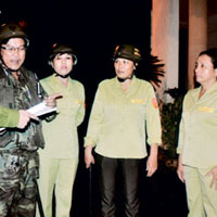 Pháp luật - Bi hài chuyện "tóc dài" tham gia phá án