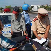 Tin tức trong ngày - Khi nào nộp phạt trực tiếp cho CSGT?