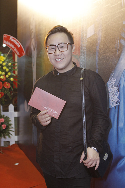 Bất ngờ với “hot girl bánh giò” sexy - 14