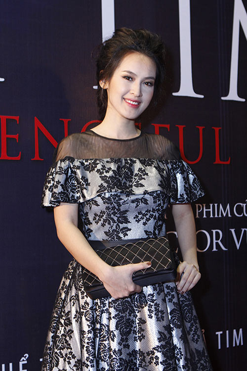 Bất ngờ với “hot girl bánh giò” sexy - 8