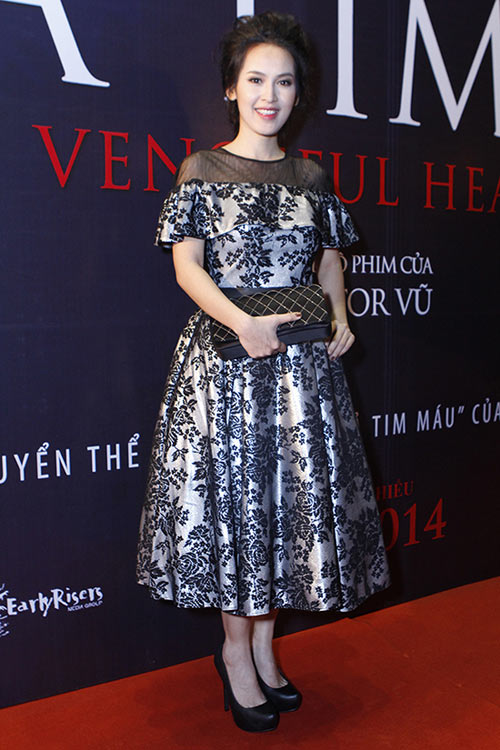 Bất ngờ với “hot girl bánh giò” sexy - 9