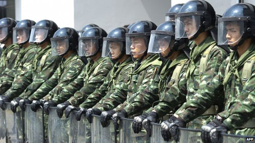 Cảnh sát Thái Lan bắt một lãnh đạo biểu tình - 1