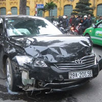 Tin tức trong ngày - CA điều tra vụ Vụ trưởng gây tai nạn liên hoàn