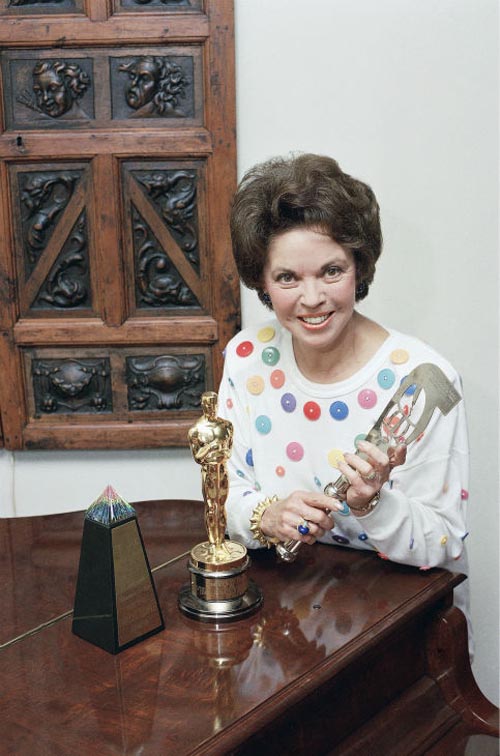 Cuộc đời huyền thoại Shirley Temple qua ảnh - 17