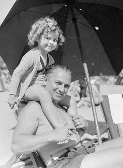 Cuộc đời huyền thoại Shirley Temple qua ảnh - 6