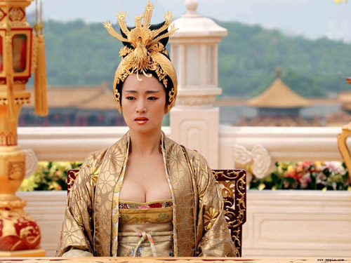 10 cảnh phim "thiêu rụi" trái tim mày râu - 4