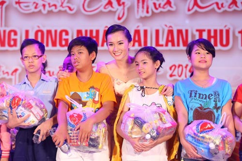 Kiện tướng dance sport Hoàng Mỹ An: Tài không đợi tuổi - 2