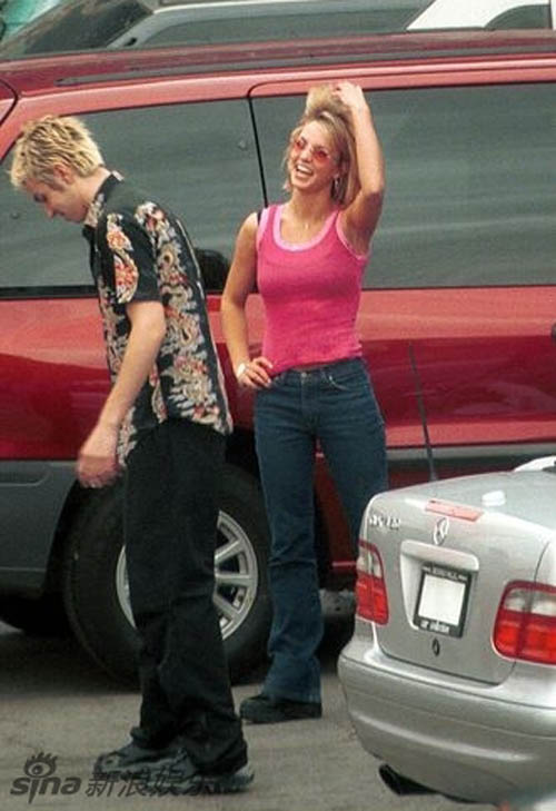 Britney Spears thời hoàng kim đâu rồi! - 11