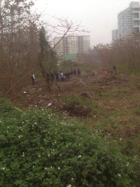 Tìm nhân thân xác chết trong vườn ở Mỹ Đình - 2