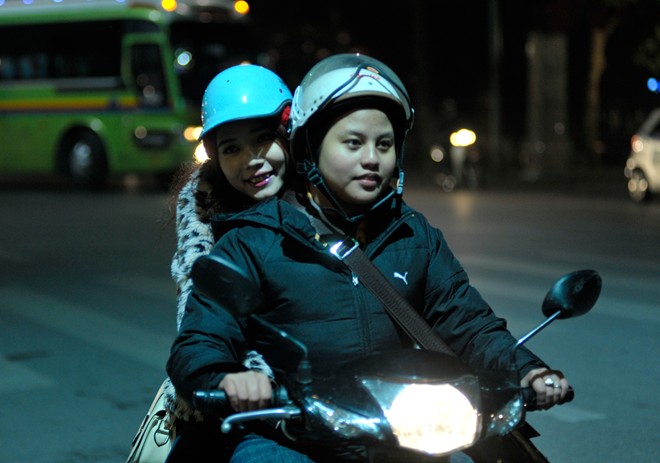 Valentine của nữ sinh viên đồng tính - 9