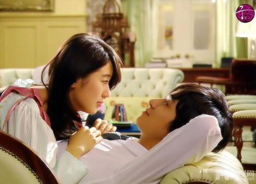 Rung động trước những cặp đôi màn ảnh Hàn - 9