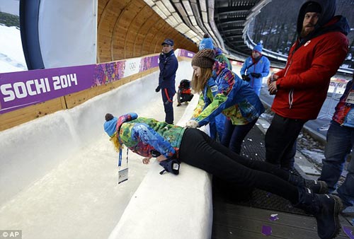 Tai nạn thương tâm ở Olympic Sochi - 4