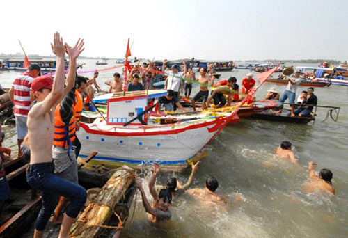 Lễ Tống phong trên dòng Hậu Giang - 4