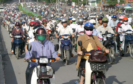Xuất khẩu xe máy, Việt Nam được gì? - 1