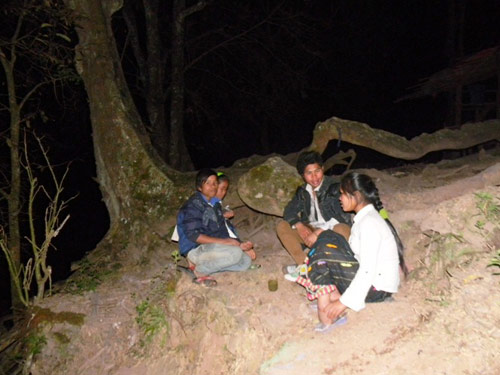 Tự do tình tự trong lễ hội đập trống ở Quảng Bình - 10