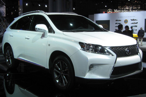 Xe sang bạc tỷ Lexus RX350 bị Toyota triệu hồi - 2