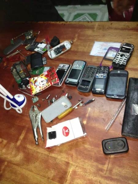 CSCĐ truy bắt 2 kẻ mang súng bút và ma túy - 2