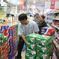 Thị trường - Tiêu dùng - "Cần tăng thuế bia, rượu lên 300%"