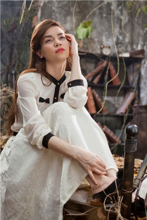 Bàn tay "xấu xí" của 4 kiều nữ Việt - 8