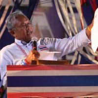 Tin tức trong ngày - Ông Suthep thách bà Yingluck quay lại văn phòng
