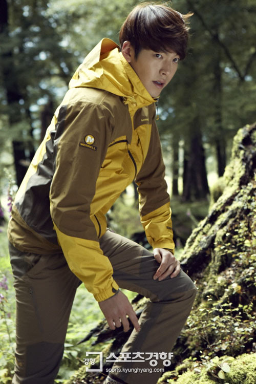 1700 fan hỗn loạn vì tình địch Kim Tan - 3