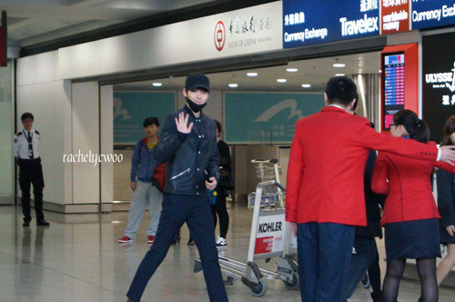 1700 fan hỗn loạn vì tình địch Kim Tan - 2