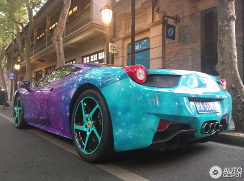 Ferrari 458 Italia phủ màu độc tựa giải ngân hà - 2