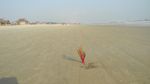 Hai phụ nữ mất tích khi cào ốc: Tang thương làng biển - 4