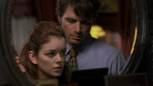 Trailer phim: Beneath - 5