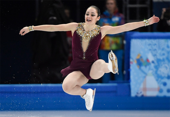 Kaetlyn Osmond - nữ vận động viên người Canada tự tin thể hiện phần thi của mình
