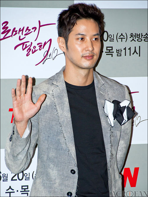 Kim Ji Suk: Chàng trai cá tính của điện ảnh Hàn - 1