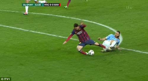 Quan điểm: Barca hưởng penalty là đúng - 2