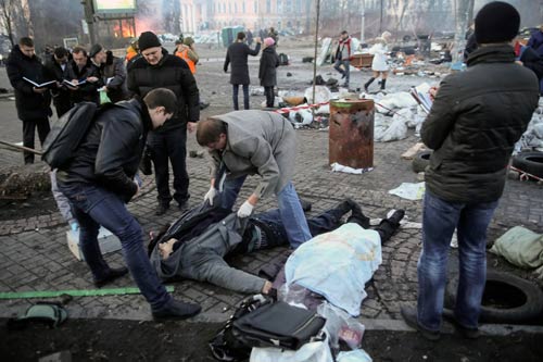 Ukraine: Cảnh sát rầm rộ tấn công người biểu tình - 10