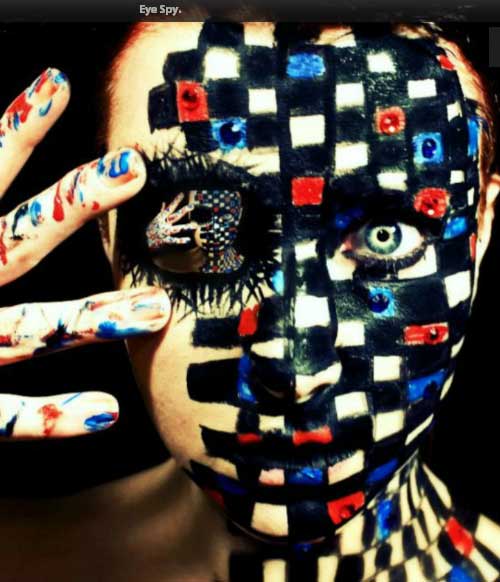 Cô gái thích hóa người ngoài hành tinh - 3