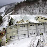 Tin tức trong ngày - HQ: Hé lộ nguyên nhân 10 người chết oan vì tuyết