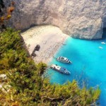 Du lịch - Tắm nắng bên xác tàu ở vịnh Navagio, Hy Lạp