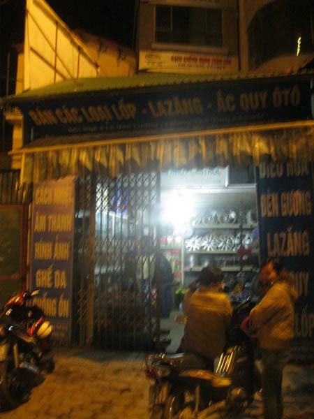 HS bị đình chỉ vì thiếu hộ khẩu sẽ học trường dân lập - 3