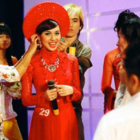 Phim - Video: Đinh Ngọc Diệp "thi trượt" hoa hậu