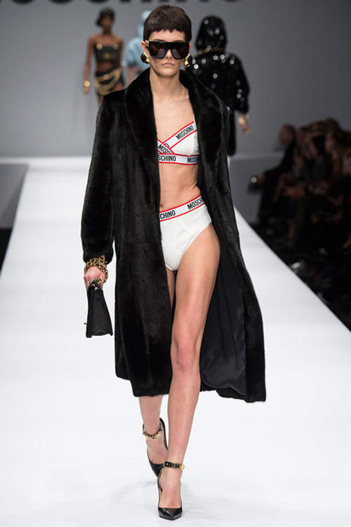 Sự lai tạp đáng thất vọng của Moschino! - 12