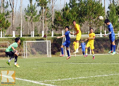 U19 HAGL JMG thắng “đàn anh” ở hạng Nhất - 3