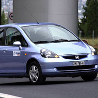 Ô tô - Xe máy - Ai dám mua chiếc xe ô tô mang tên "gái điếm"?