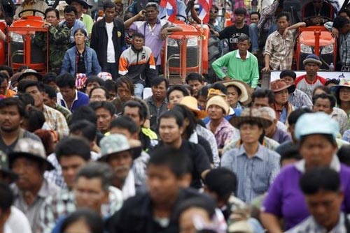 Đảng Pheu Thai bỏ rơi bà Yingluck? - 4