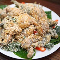 Ẩm thực - "Đắm đuối" với ếch rang muối ngày cuối tuần