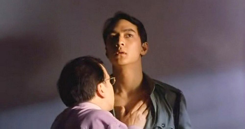 "Muốn đóng phim phải ân ái với tôi" - 2